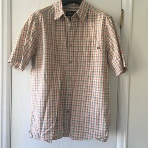 Short sleeve button down